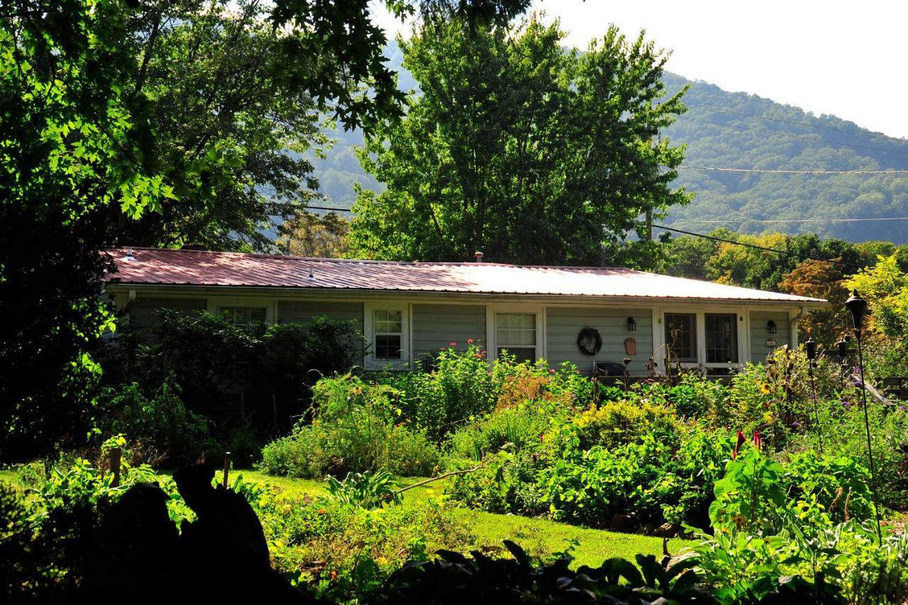 Mountain Magnolia Inn Hot Springs Exteriér fotografie